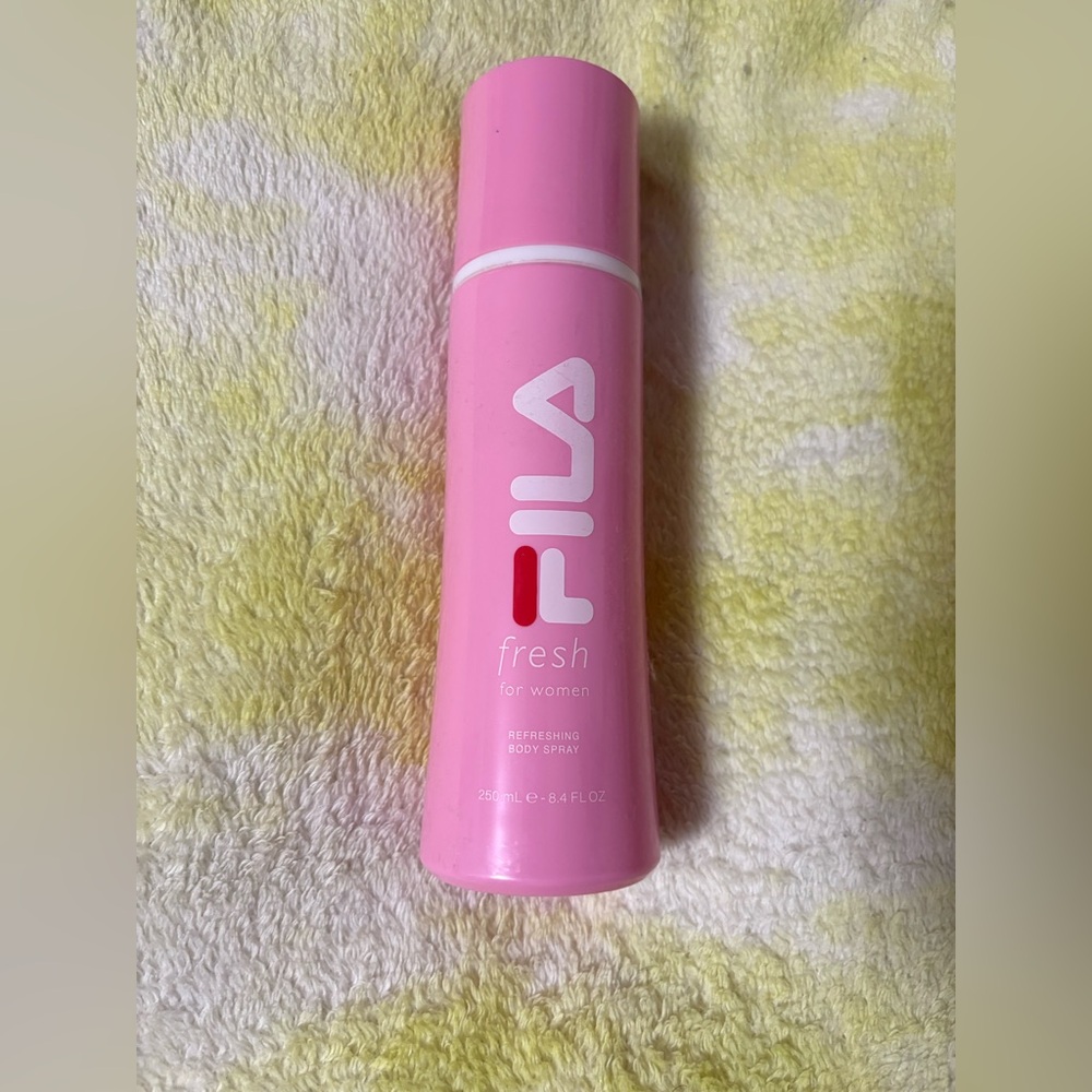 Fila pink